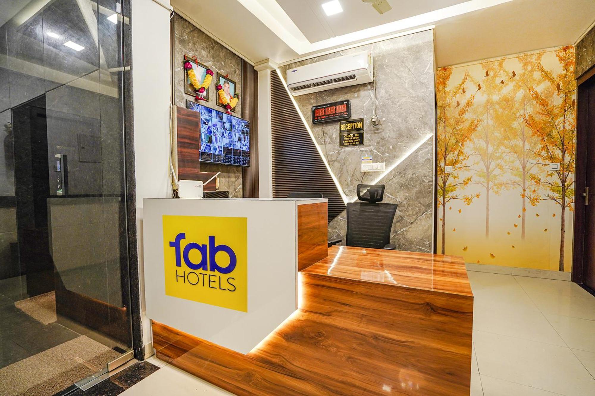 Fabhotel Ts Inn Faithfulganj Exterior photo